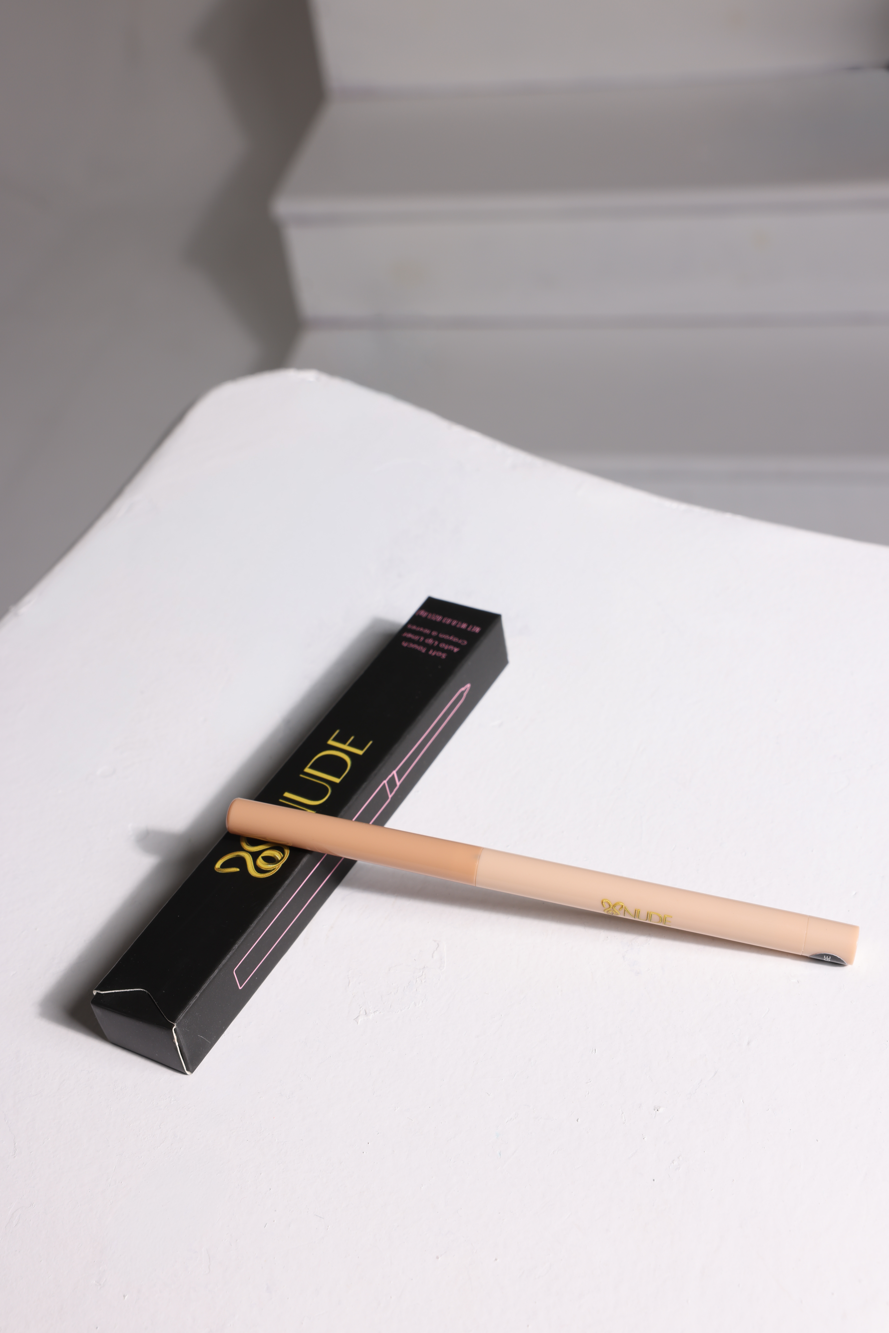 "SMUDGE" Lip Liner