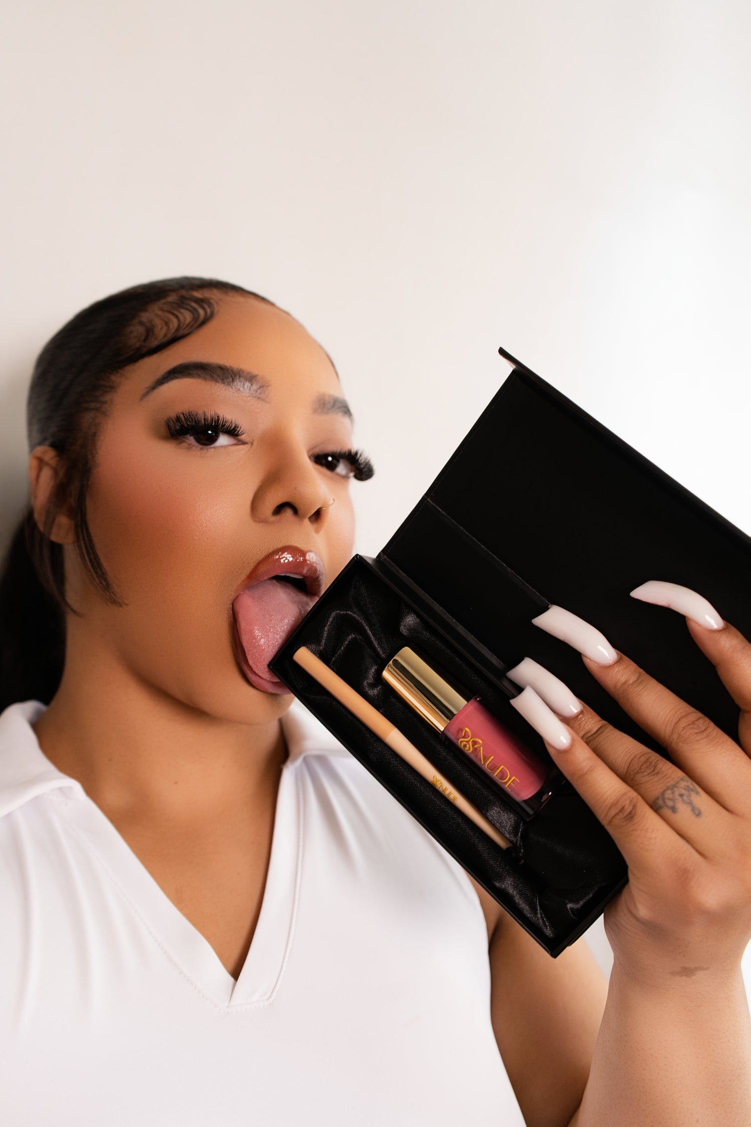 "BRATZ" Lip Kit (Spoiled Gloss + Hazelnut Coffee Liner}